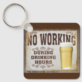 飲み時間のパブバー中に作業なしおもしろい キーホルダー