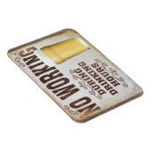 飲み時間のパブバー中に作業なしおもしろい マグネット (右側)