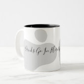 飲み物はテーブルではなく、ここに入る！マグカップ引用文 おもしろい ツートーンマグカップ (正面左)