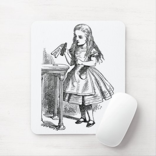 "飲み物を持つアリス私"ボトル マウスパッド (マウス)