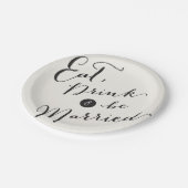 飲み物を食べて下さい及び結婚したな原稿の書道の結婚式があって下さい ペーパープレート (アングル)