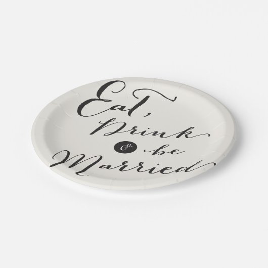 飲み物を食べて下さい及び結婚したな原稿の書道の結婚式があって下さい ペーパープレート (アングル)