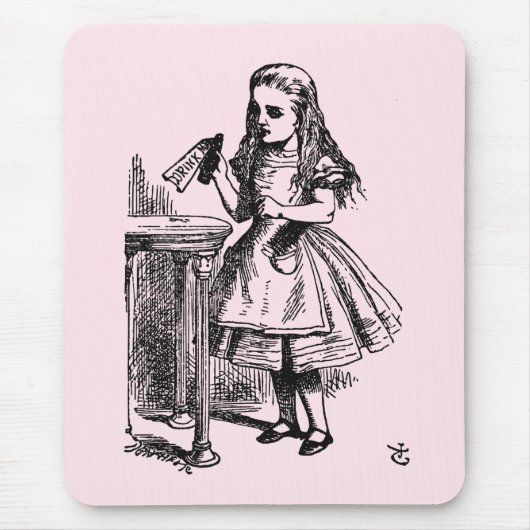 飲む（不思議の国のアリスの冒険） マウスパッド (正面)