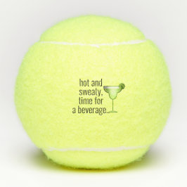 飲料用マルガリータの暑さと汗の時間 テニスボール