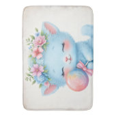 飴を持つかわいい子猫の花柄イラスト バスマット (正面縦)