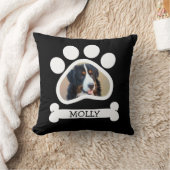 飼い犬の写真の足のプリントの黒及び白 クッション (ブランケット)