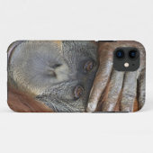 飼育下の雌のスマトラオランウータン Case-Mate iPhoneケース (裏面(横))
