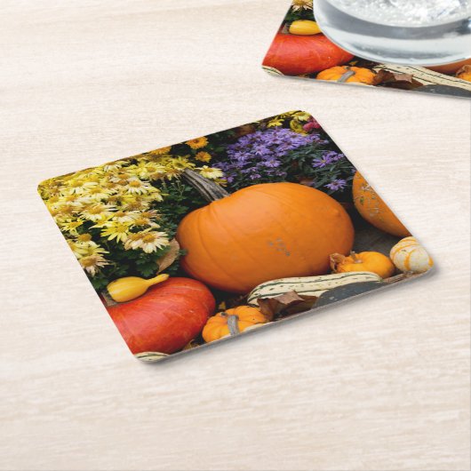 飾りカラフル秋のカボチャ スクエアペーパーコースター (アングル)