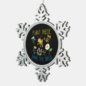 養蜂家の芸術の救植物これらの蜂 スノーフレークピューターオーナメント (右)