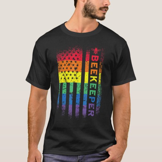 養蜂家アメリカ国旗はちみつ蜂 Tシャツ (正面)