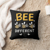 養蜂家ギフト | Bee 違う クッション (ブランケット)