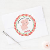 養豚動物スタンプ – 赤チェッカーい背景 ラウンドシール (封筒)