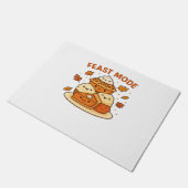 饗宴モード – かわいい秋の心地よい食べ物プレートboxy T ドアマット (アングル)