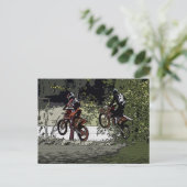 首と首 – モトクロスレーサー ポストカード (スタンド正面)