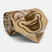 首のタイのピエロの顔の茶色 ネクタイ (ロール)
