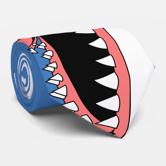 首のタイの鮫の顎 ネクタイ (ロール)