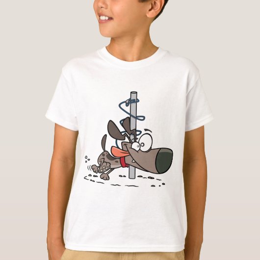 首輪でポールを絡のまわりにめた漫画の犬 Tシャツ (正面)