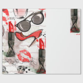 香水、赤い口紅、ハイヒールの靴 ラッピングペーパー (フラット)