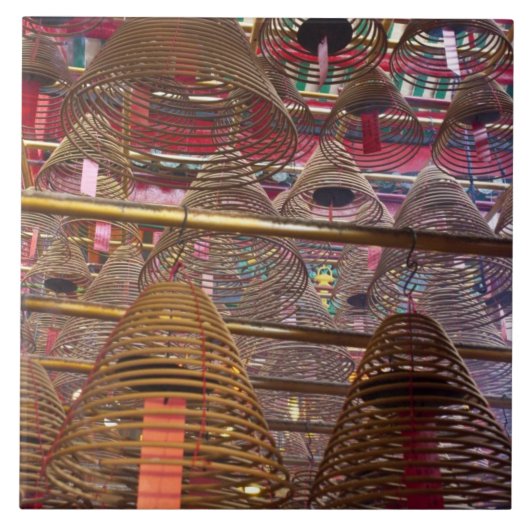 香港のマンモ仏教寺院 タイル (正面)