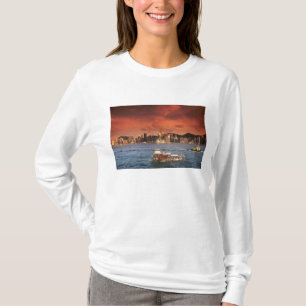 香港の夕焼けの港 Tシャツ
