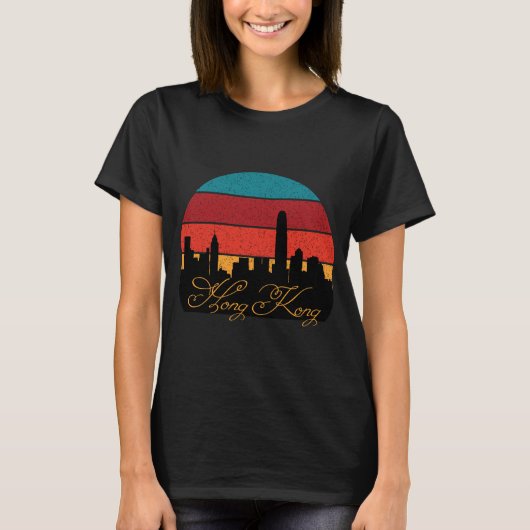 香港ハーバーのレトロな夕焼けの旅 Tシャツ (正面)