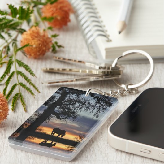 馬かわいらしと水 キーホルダー (正面右)