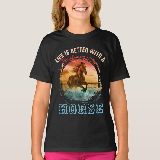 馬がいると人生はもっと楽しい Tシャツ (正面)