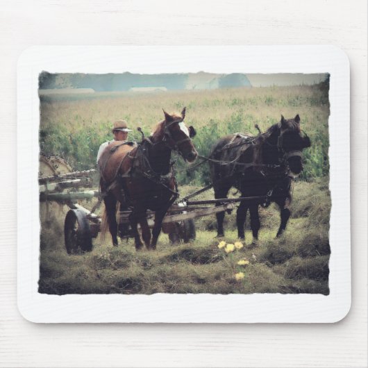 馬が付いている干し草の作成 マウスパッド (正面)