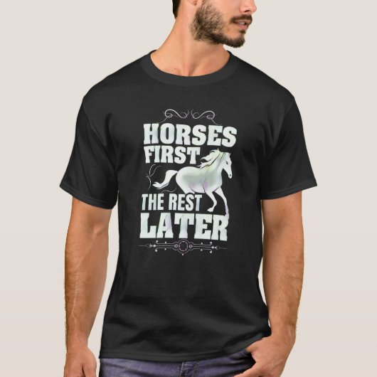 馬が先でその他が後 Tシャツ (正面)