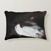 馬が大好きな女の子だけの農場で茶色の馬 アクセントクッション (正面)