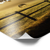 馬が日の出の牧草地で放牧 フォトプリント            (角)