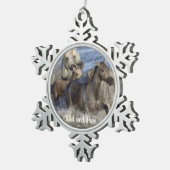 馬が水の中を駆け回る スノーフレークピューターオーナメント (右)