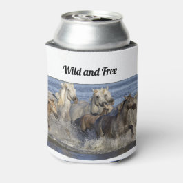 馬が水の中を駆け回る 缶クーラー