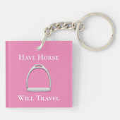 "馬が移動する"スターラップアイロンでピンク キーホルダー (裏面)