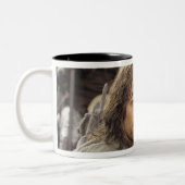 馬でアラゴーン ツートーンマグカップ (左)