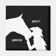 馬と女の子のキス女性のカーボーイ西部