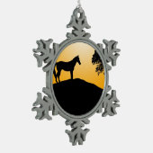 馬と木の黒いシルエット スノーフレークピューターオーナメント (左)