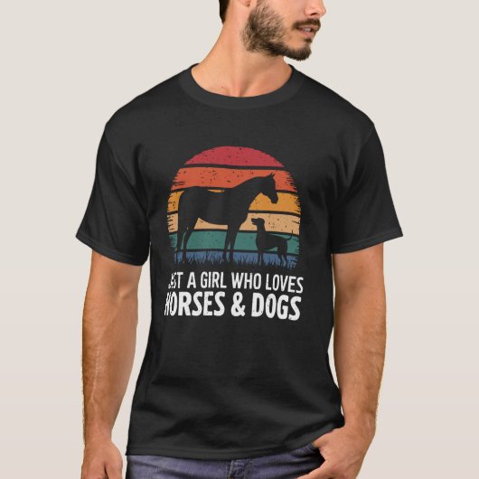 馬と犬が好きな女の子 アウトドア派 Tシャツ (正面)