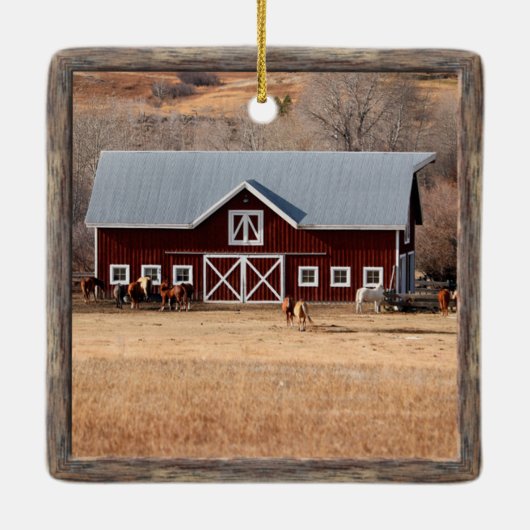 馬と納屋の写真 セラミックオーナメント (裏面)
