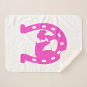 馬と西ハットのホットピンクの馬蹄付き女の子 シェルパブランケット (正面(横))