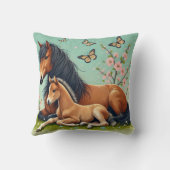 馬と馬が春で休む クッション (裏面)