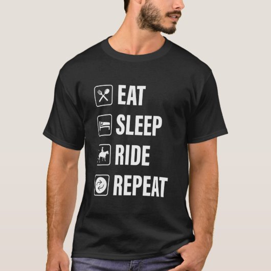 馬に乗るのが大好き 馬に乗って寝て食べることを繰り返す Tシャツ (正面)