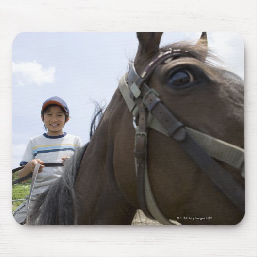 馬に乗る少年 マウスパッド (正面)