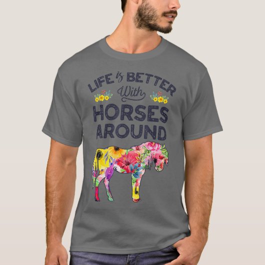 馬に囲まれて生活すればもっと楽しい 馬に乗る Tシャツ (正面)