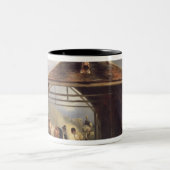 馬に蹄鉄を打っている蹄鉄工 ツートーンマグカップ (中央)