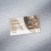 馬に蹄鉄を打っている蹄鉄工 マグネット名刺 (インサイチュ)