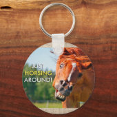 馬ののまわりに写真 キーホルダー (正面)