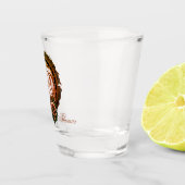 馬のエレガント頭は花で飾られた。 ショットグラス (右)