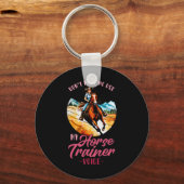 馬のトレーナーの声をエクエストリに使わせるな キーホルダー (正面)