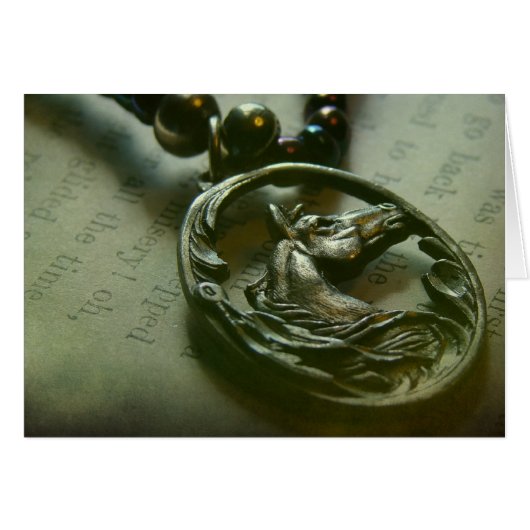 馬のネックレス (正面横)